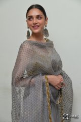 Aditi Rao Hydari at Cheliyaa Movie Promotions